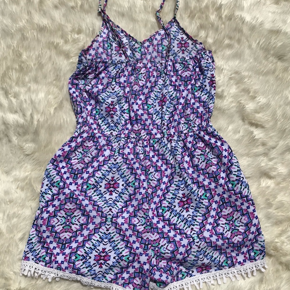 Patterned Romper - Picture 2 of 2